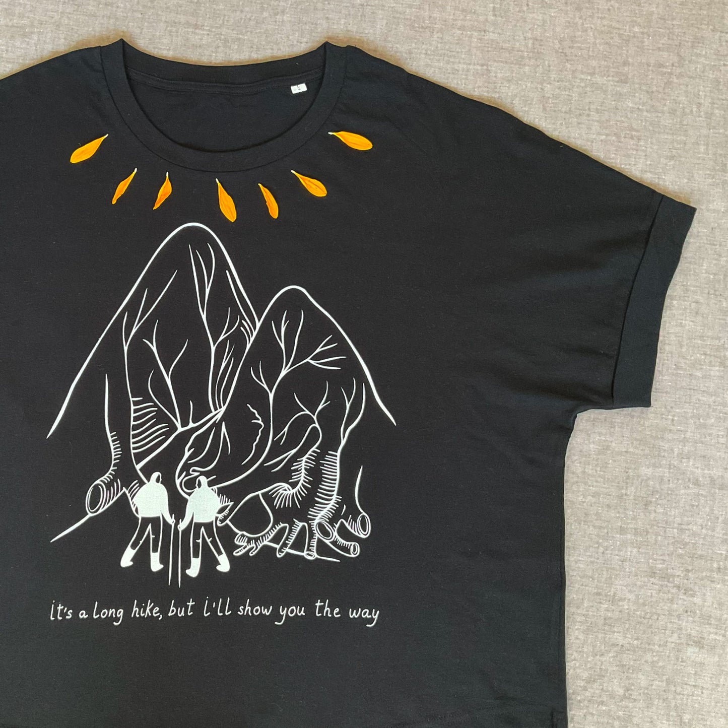 Tricou cu mâneci rulate "I'll show you the way", Black