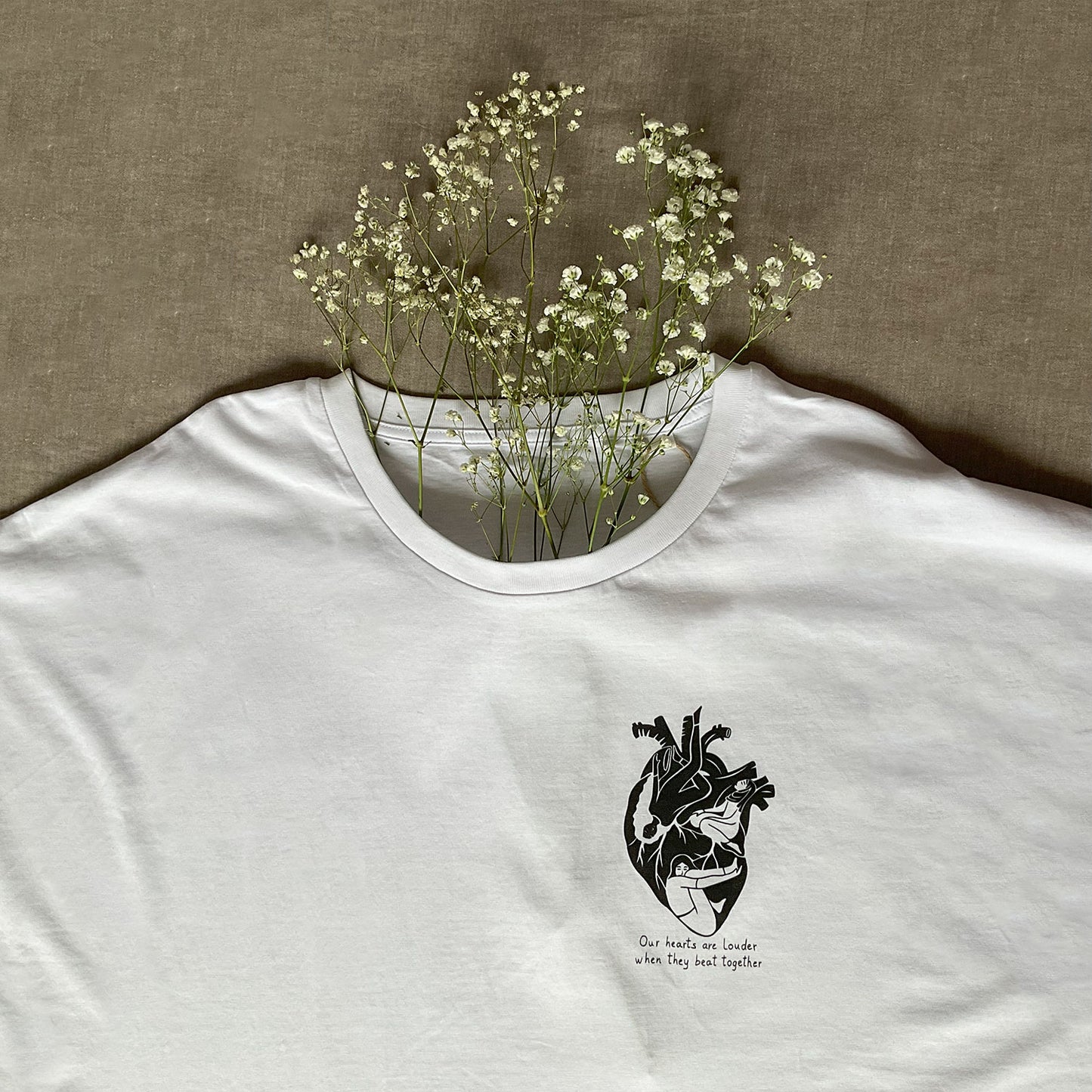 Tricou cu mâneci rulate "Louder togheter", White