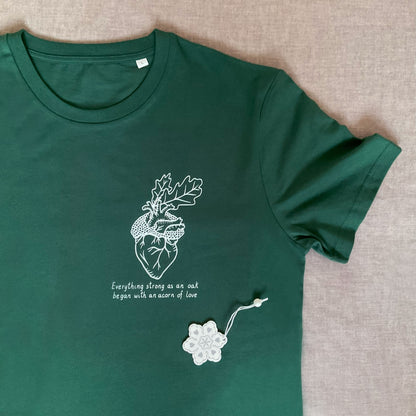 "Acorn of love" - Regular fit T-shirt